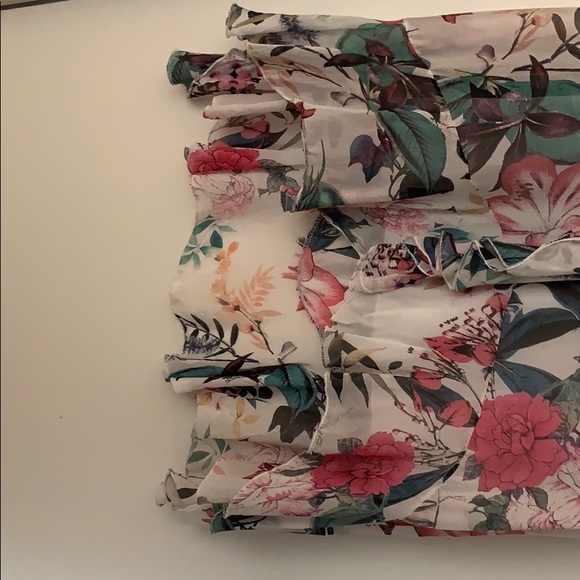 M Dress - Picture 4 of 4